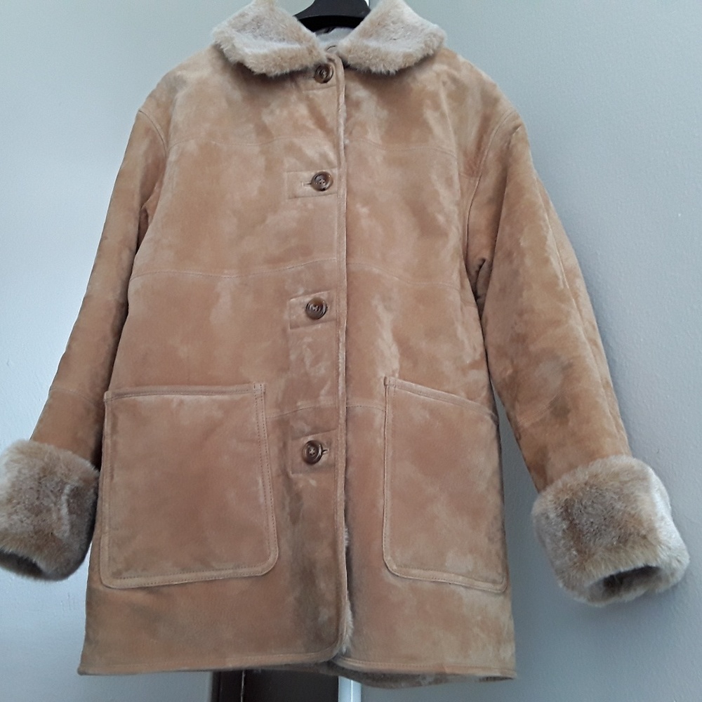 BROWN JACKET/COAT FOR WOMEN BY GALLERY.